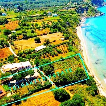Tetraktys Estate Beachside Υδωρ Ágios Matthaíos Exteriör bild